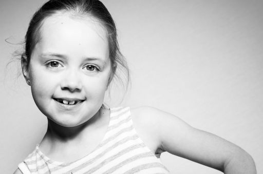 2014-05-31 / Phil22140
Phil22140 [ Portraits de bebes et enfants ]
