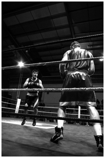 2015-04-02 / zyl26
zyl26 [ Noir et Blanc, Sepia et Desaturation partielle]
