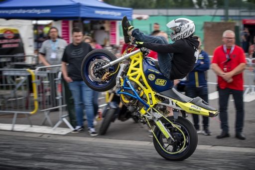 2022-06-28 berzip
berzip "Burn et stunt à  Bouchain"
