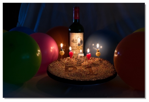 [ Spécial anniversaire 2012 ] Thème: 5 ans ! Joyeux anniversaire P1 !
"Specialement pour toi" par irish_mike
