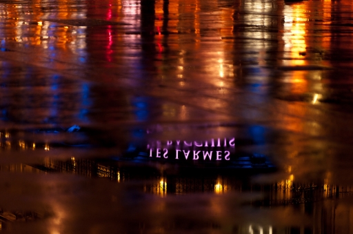 2012-03-09 / MATAK
MATAK - [ Rues / Ambiance de ville / Paysages urbains ]
