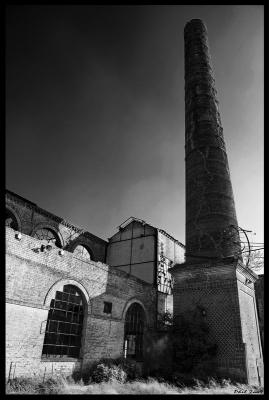 2009-09-29/oeil de lynx
par: oeil de lynx -[vos series: Sucrerie de Francieres â€“ patrimoine industriel franà§ais]-
