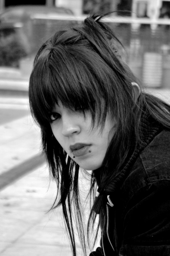 2011-03-19 / louisback
Par louisback [ Portraits adultes et adolescents ]
