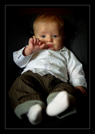 2013-11-07 / Mickmac
Mickmac   [ Portraits de bebes et enfants ]
