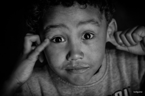 2014-06-15 / ivolguine
ivolguine   [ Portraits de bebes et enfants ]
