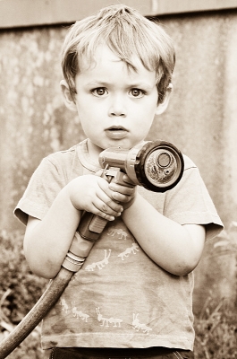 2009-08-27 / Aurel
Par : Aurel    [Portraits de bebes et enfants]
