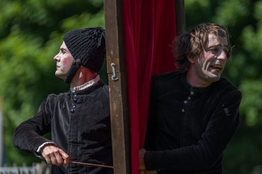 2013-06-03 / tchwouing
tchwouing  " Hamlet en 30 mn " 
