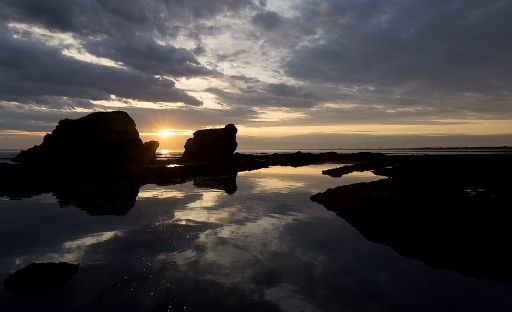 2015-07-07/neosilencers
neosilencers  [ Coucher / Lever de soleil ]
