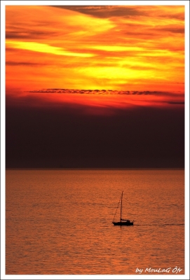 2010-06-27  /  MouLaG ofr
Par:   MouLaG ofr  -  [ Coucher / Lever de soleil ]
