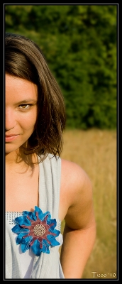 2010-07-24 / tizoo
Par: tizoo - [ Portraits adultes et adolescents ]
