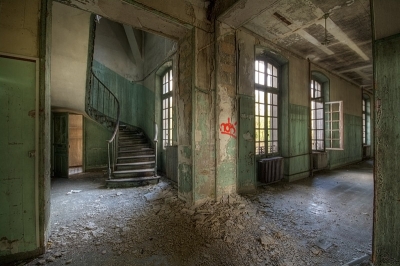 2010-01-12 / Deb la Frimousse
Par Deb la Frimousse - [ Serie : Le Sanatorium A par Deb ]
