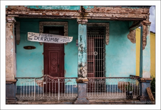 2013-01-20 / Romulus
Par Romulus dans [ Rues / Ambiance de ville / Paysages urbains ]
