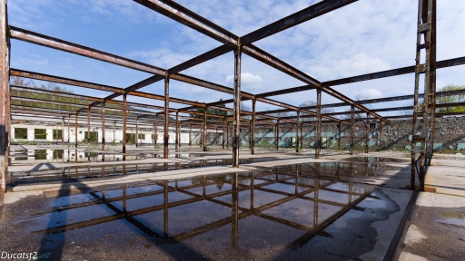 2012-04-20 / ducatst2
Par ducatst2 [ Ruines / Friches industrielles ]
