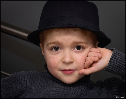 2015-02-27 / Mickmac
 Mickmac  [ Portraits de bebes et enfants ] 
