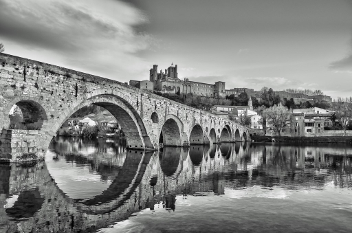 2012-12-15 / Olilignan
Par Olilignan dans [ Photographies HDR et DRI ]
Mots-clés: pont, noir et blanc, BÃ©ziers