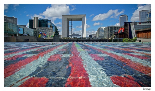 2014-02-16 / berzip
berzip [ Rues / Ambiance de ville / Paysages urbains ]
