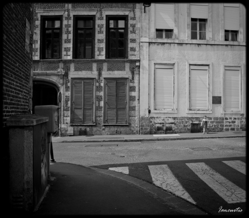 2012-06-03 / Iancurtis  
Par Iancurtis dans [ Noir et Blanc, Sepia et desaturation partielle ] 
