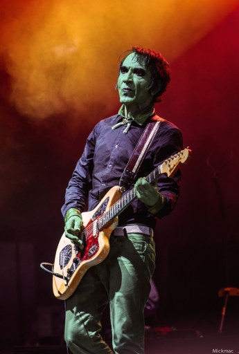 2017-07-02 / Mickmac
Mickmac [Vos series - La poison]
