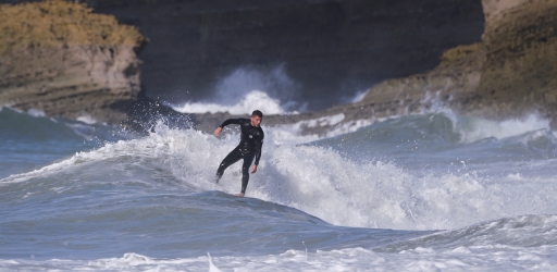 2022-11-20 / Olilignan
Olilignan [Vos séries - Surf à  Biarritz]
