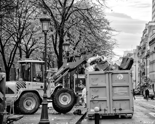 2016-11-07 / Berzip
Berzip / [Migrants]
