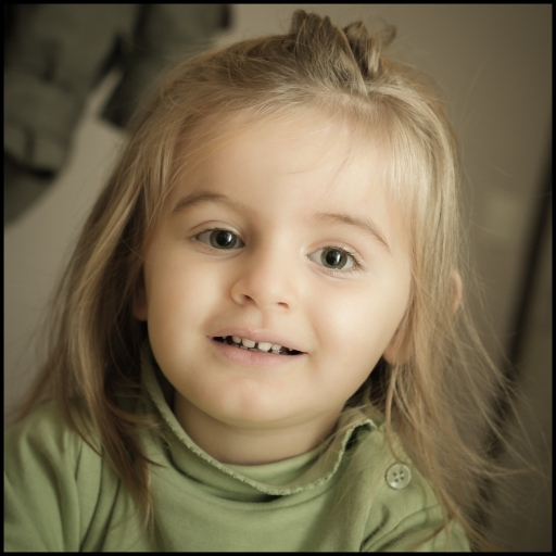 2015-10-08 / moebius
moebius / [Portraits]
