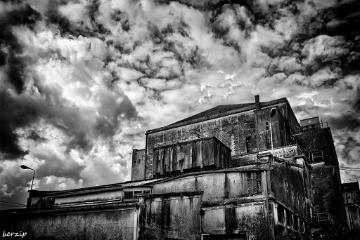 2016-09-08/berzip
berzip-Vos series "zone portuaire de Lorient"
