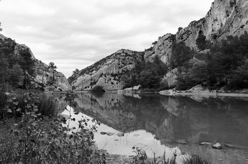 2014-10-08 / Netgabe
Netgabe [Noir et Blanc, Sepia et desaturation partielle]
