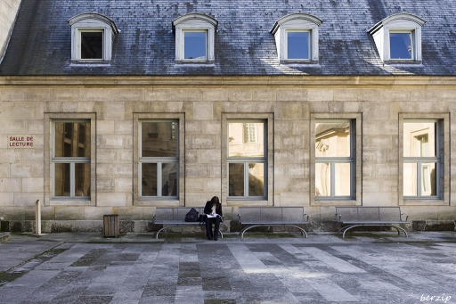 2016-10-04 / berzip
berzip [ Environnement urbain et constructions humaines ]
