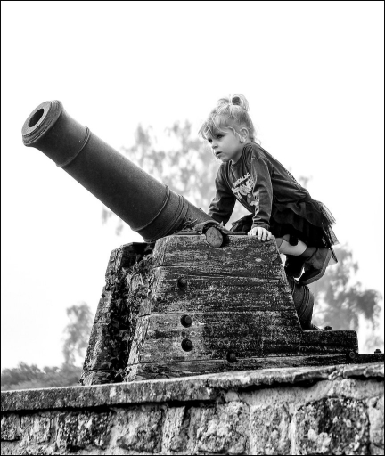 2019-09-20/Mickmac
Mickmac [Portraits]
