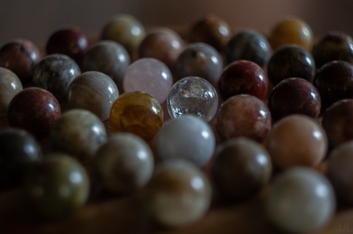 2022-04-02 / Pech_les oies 
Pech_les oies [Natures mortes, photos d'objets] 
