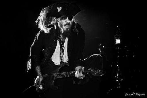 2021-12-25 / CarpoDingo 
CarpoDingo  dans [Spectacles et Concerts]
